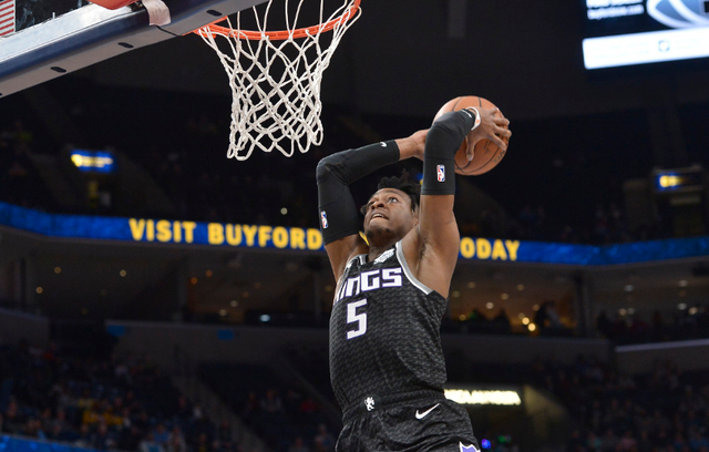 绩中展现了 绩中展现了