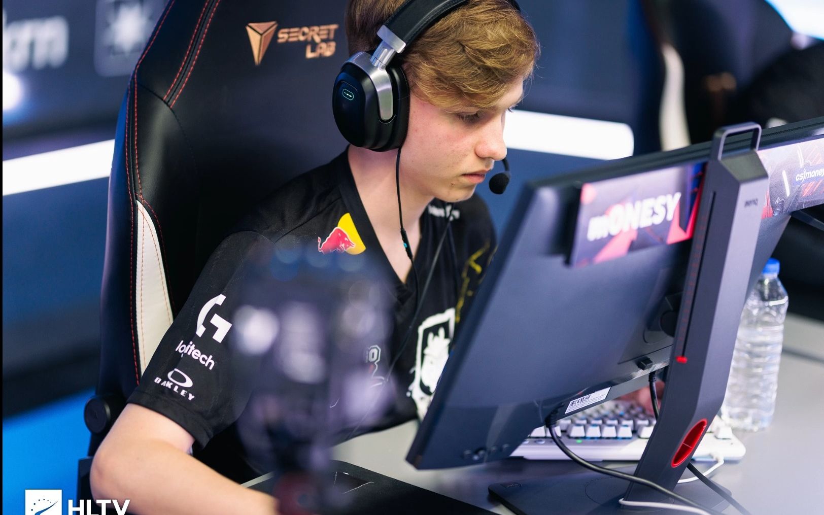 场新星与老 场新星与老