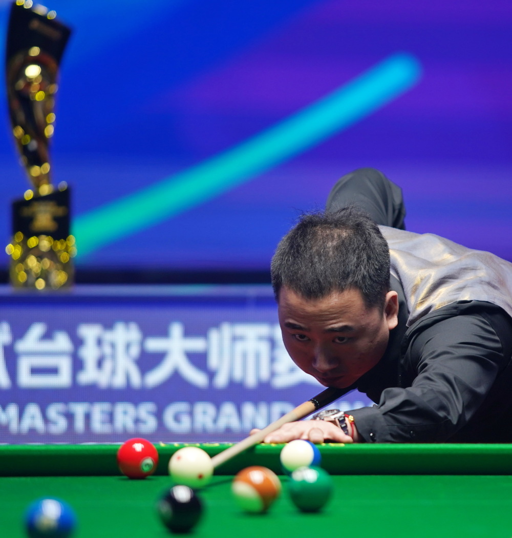 手脱颖而出 手脱颖而出