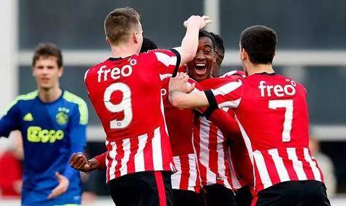 纪念品摊位 纪念品摊位