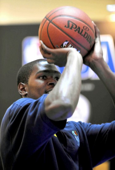 整体结构依 整体结构依